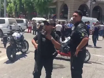 Al menos nueve heridos al estallar un artefacto en el centro de Túnez capital Al menos nueve heridos al estallar un artefacto en el centro de Túnez capital