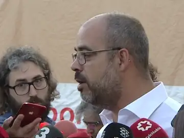 El consejero de Interior catalán agradece la ayuda de la UME de un "país vecino" El consejero de Interior catalán agradece la ayuda de la UME de un "país vecino"