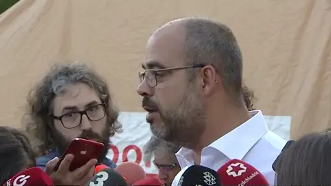 El consejero de Interior catalán agradece la ayuda de la UME de un "país vecino" El consejero de Interior catalán agradece la ayuda de la UME de un "país vecino"