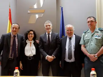 El ministro del Interior en funciones, Fernando Grande-Marlaska, y el director general de Tráfico, Pere Navarro El ministro del Interior en funciones, Fernando Grande-Marlaska, y el director general de Tráfico, Pere Navarro