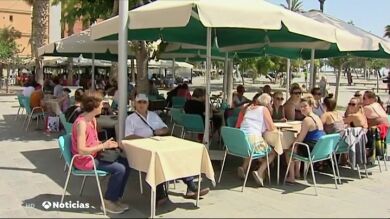 Así soportan los españoles la ola de calor que ha disparado las temperaturas en todo el país