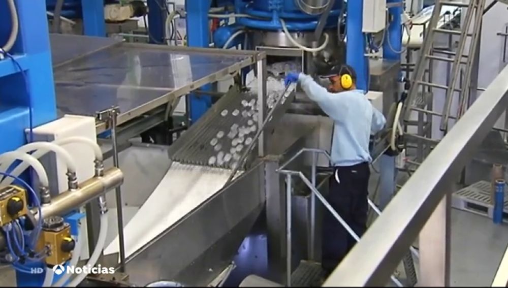 salto Eliminación Rebelión Así es la mayor fábrica de hielo de Europa, que se encuentra en un pueblo de  Ávila de 3.500 habitantes