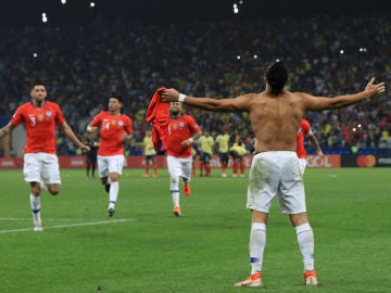 Chile celebra su pase a semifinales