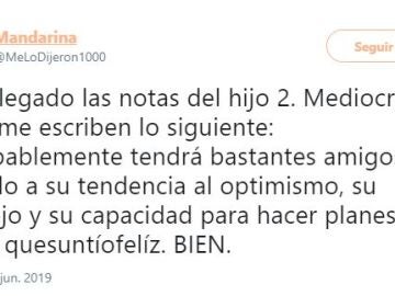 Tweet de la madre que recibió un inusual comentario junto a las notas de su hijo