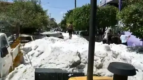 Una granizada cubre de hielo la ciudad mexicana de Guadalajara Una granizada cubre de hielo la ciudad mexicana de Guadalajara