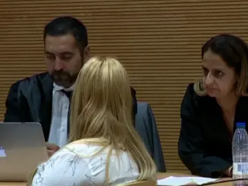 Se enfrenta a 37 años acusada de matar a su novio Se enfrenta a 37 años acusada de matar a su novio