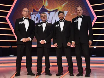 'Los Lobos' cumplen 500 programas en '¡Boom!' de una manera muy elegante 'Los Lobos' cumplen 500 programas en '¡Boom!' de una manera muy elegante