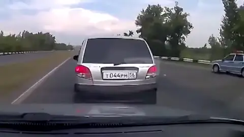 La Guardia Civil alerta del peligroso efecto 'Vieja del Visillo' La Guardia Civil alerta del peligroso efecto 'Vieja del Visillo'