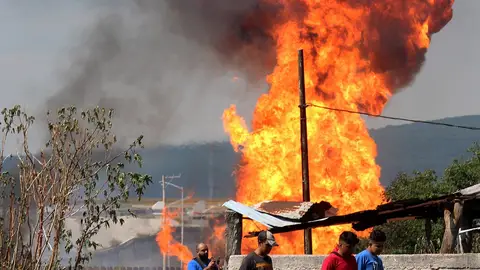 Explosión de un gasoducto este lunes, en Celaya (México). Explosión de un gasoducto este lunes, en Celaya (México).