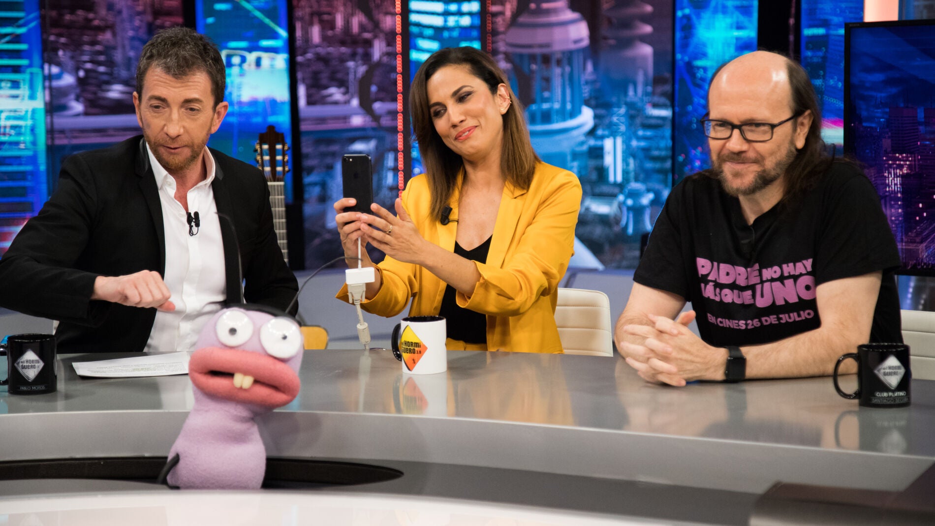 &iquest;C&oacute;mo son Toni Acosta y Santiago Segura como beb&eacute;s? Descubre su perfil m&aacute;s infantil en &lsquo;El Hormiguero 3.0&rsquo;