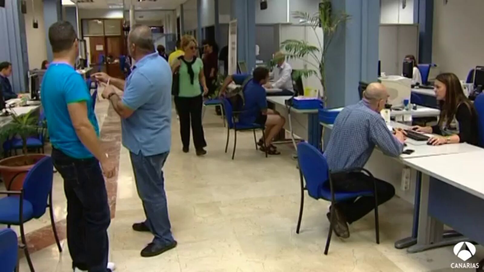 Baja el paro en Canarias a niveles de noviembre de 2008