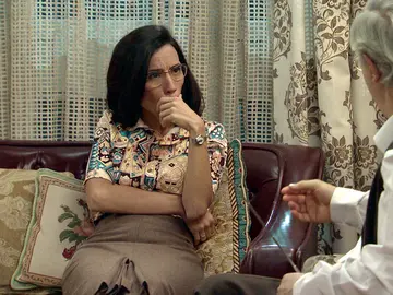 El presidente del gobierno, Arias Navarro dimite El presidente del gobierno, Arias Navarro dimite