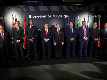 Ceremonia de bienvenida a los clubes ascendidos Ceremonia de bienvenida a los clubes ascendidos