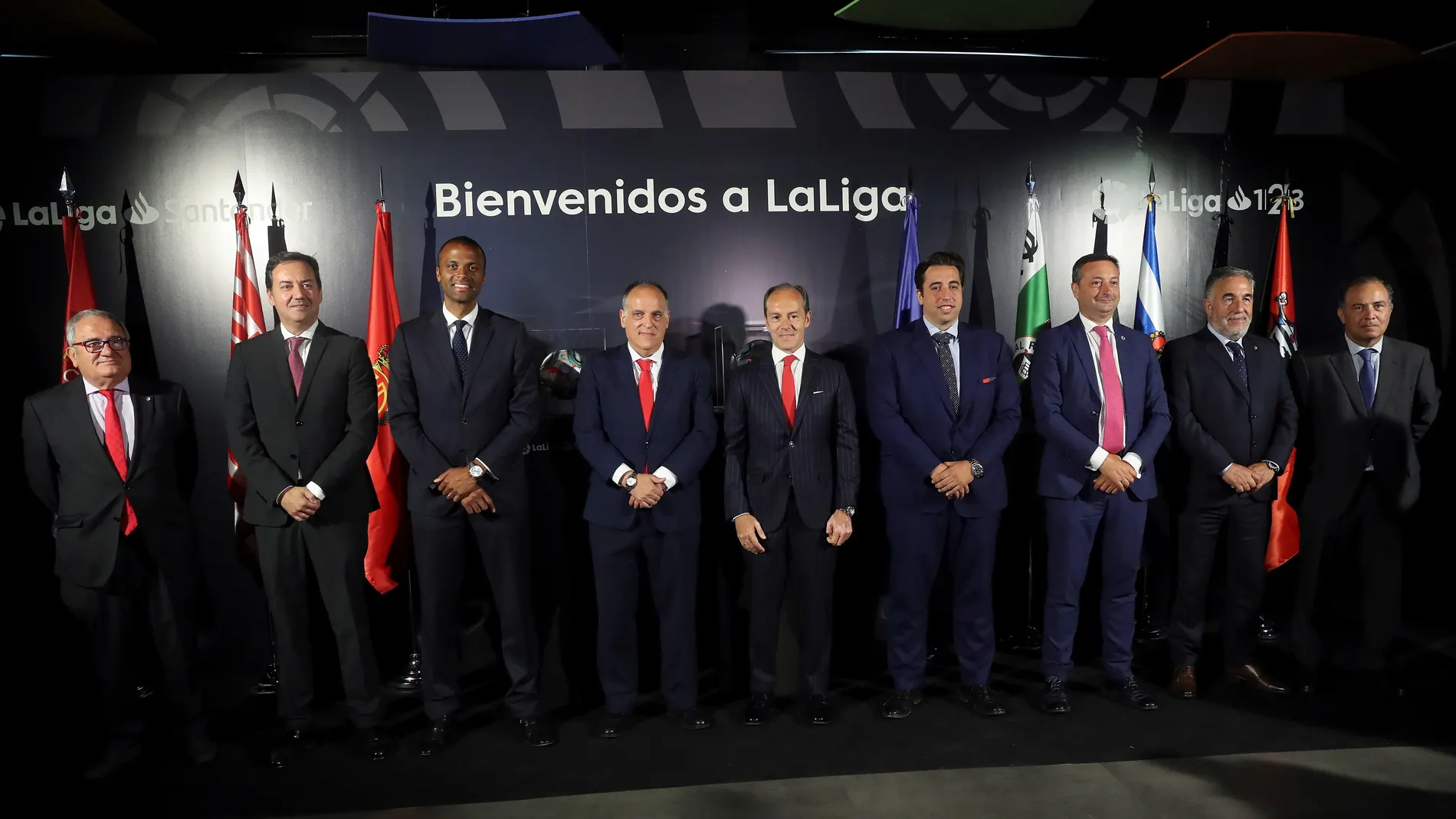 Ceremonia de bienvenida a los clubes ascendidos Ceremonia de bienvenida a los clubes ascendidos