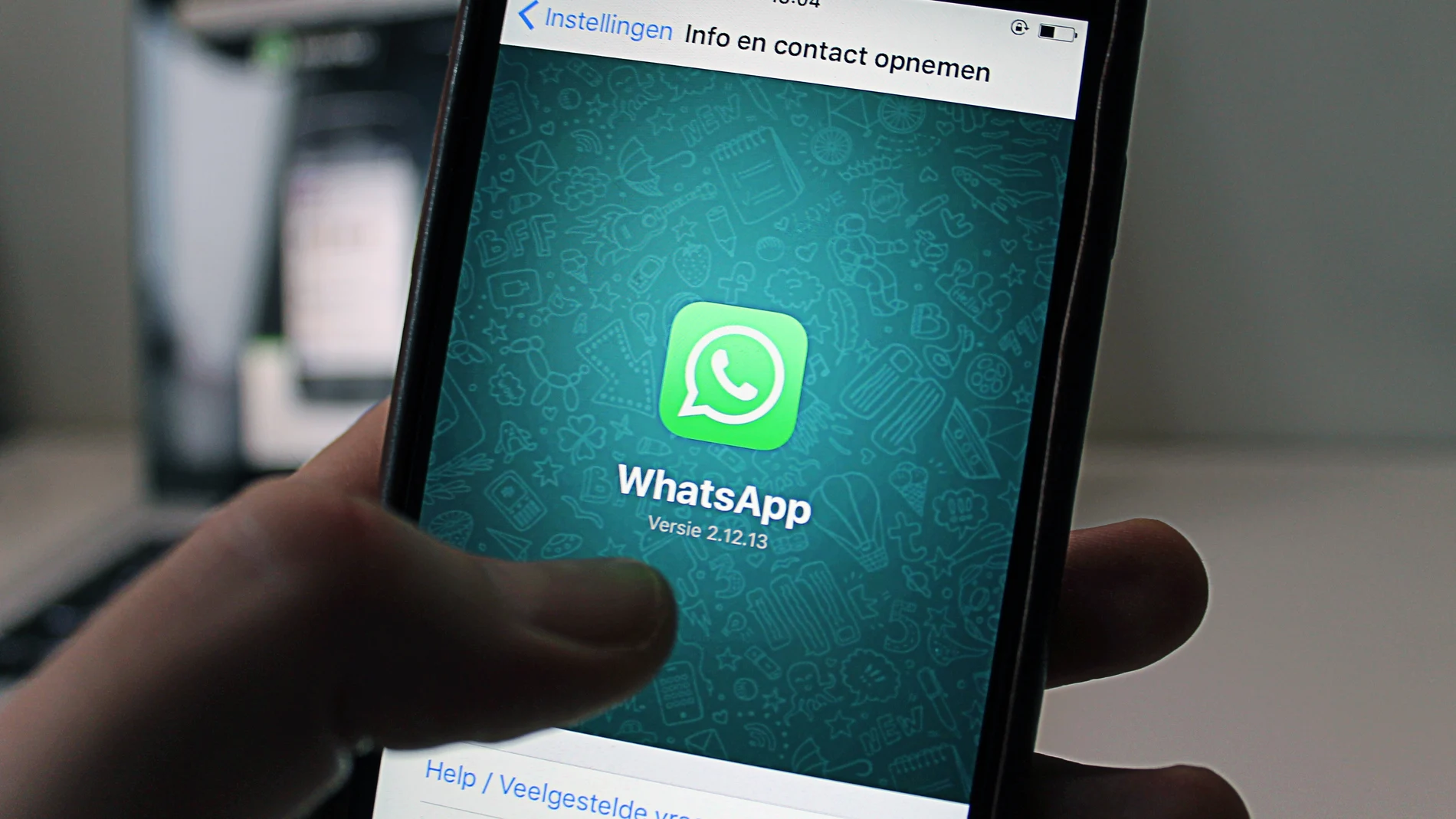 WhatsApp WhatsApp