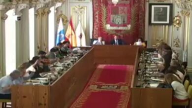 Subirse el sueldo, primera decisión en el ayuntamiento de Las Palmas de Gran Canaria