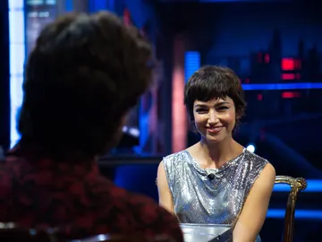 Ursula Corberó derrota a Álvaro Morte en el juego 'cajas del banco' en 'El Hormiguero 3.0' Ursula Corberó derrota a Álvaro Morte en el juego 'cajas del banco' en 'El Hormiguero 3.0'