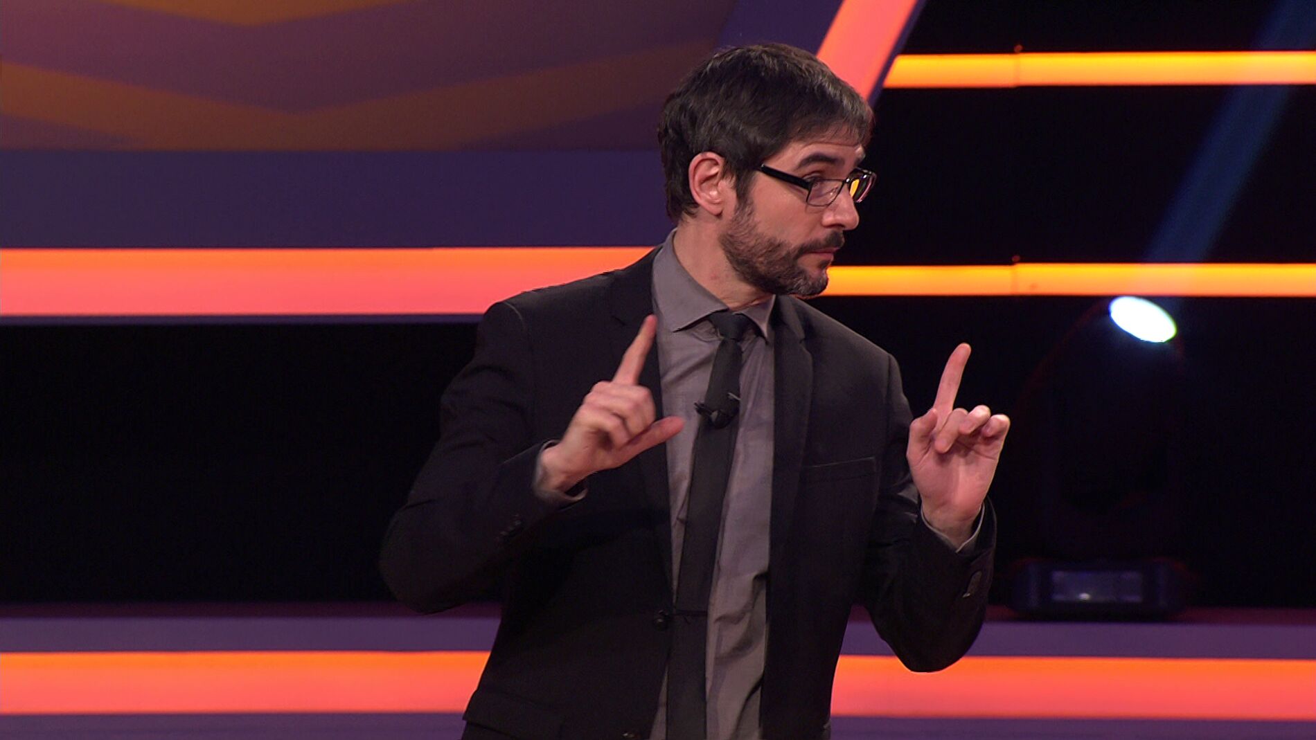 El consejo de Juanra Bonet para no quedar mal en '&iexcl;Boom!' cuando suena m&uacute;sica en el plat&oacute;