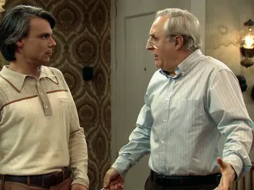 'Amar es para siempre': Pelayo, indignado al conocer que Adolfo Suárez es el nuevo presidente del Gobierno 'Amar es para siempre': Pelayo, indignado al conocer que Adolfo Suárez es el nuevo presidente del Gobierno