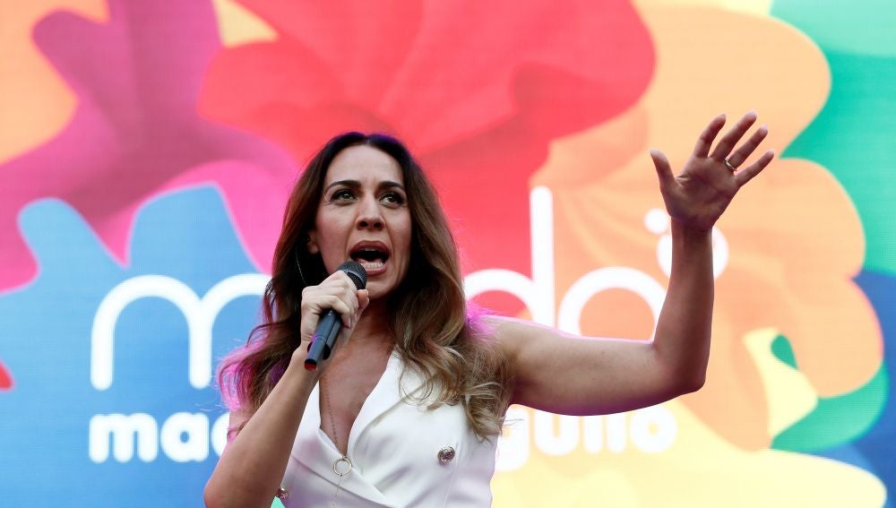 La cantante Mónica Naranjo en la lectura del pregón del Orgullo 2019