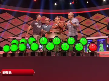 'Los Lobos', a una pregunta del bote de '¡Boom!', fallan un dato que se sabían 'Los Lobos', a una pregunta del bote de '¡Boom!', fallan un dato que se sabían