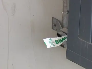 Un escenario del crimen muy macabro Un escenario del crimen muy macabro
