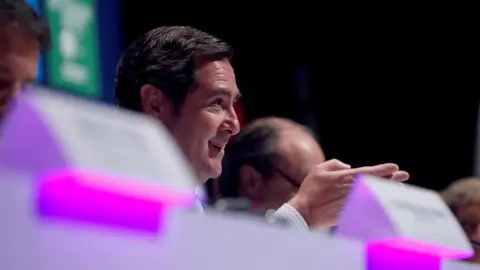 Garamendi pide las mismas normas para todos los operadores Garamendi pide las mismas normas para todos los operadores