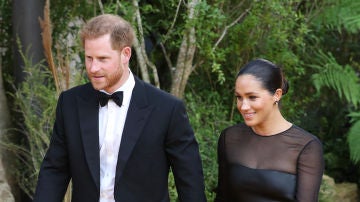 El príncipe Harry y Meghan Markle no se perdieron el estreno europeo de 'El Rey León'