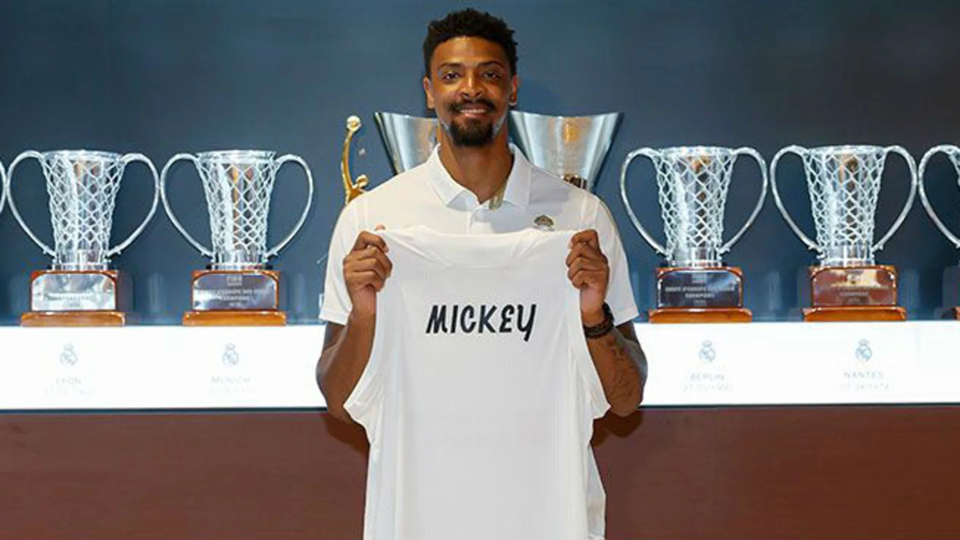 Jordan Mickey, nuevo jugador del Real Madrid de baloncesto Jordan Mickey, nuevo jugador del Real Madrid de baloncesto