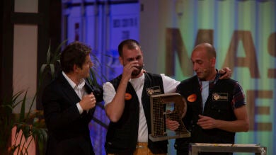 Lágrimas de emoción y gran sorpresa en la final de 'Masters de la reforma': los gemelos Albert e Iván se proclaman ganadores