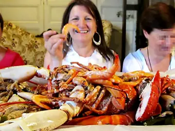 Puigdemont, con la 'etarra de las mariscadas' Puigdemont, con la 'etarra de las mariscadas'