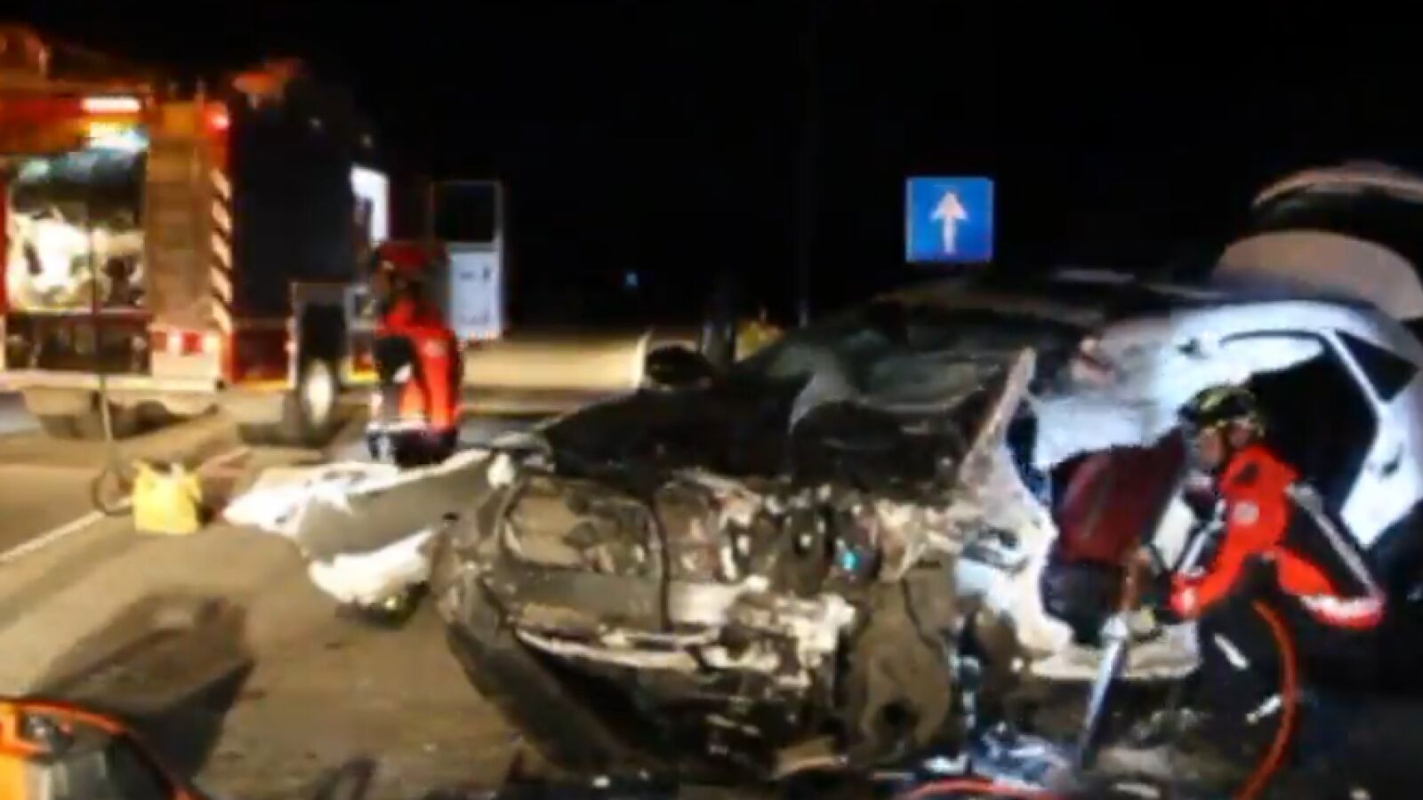 Un muerto y seis heridos en un accidente provocado por un kamikaze que circulaba en sentido contrario en Asturias