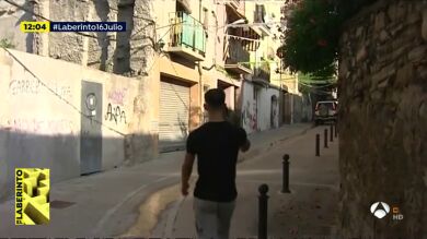 La menor violada por 4 jóvenes en Manresa llamó al 112 en un descuido de sus agresores