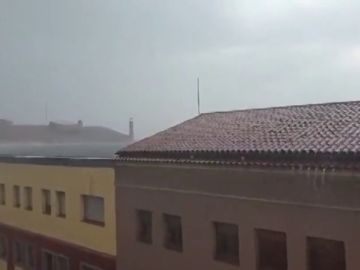 Fuertes lluvias y rachas de viento en Manresa