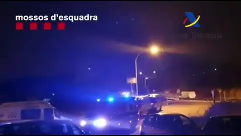 Los Mossos en una operación antidroga Los Mossos en una operación antidroga