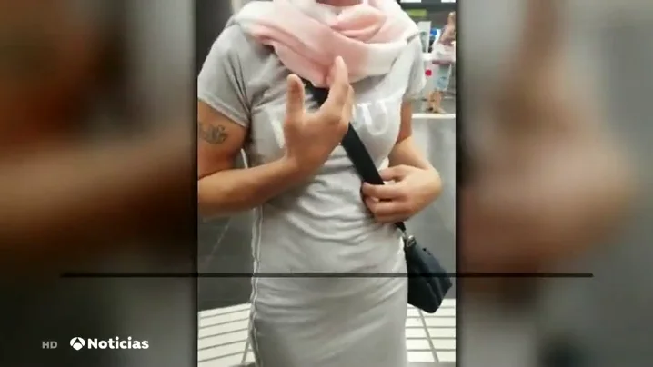 REEMPLAZO Cada semana se denuncian más de mil robos en el Metro de Barcelona REEMPLAZO Cada semana se denuncian más de mil robos en el Metro de Barcelona