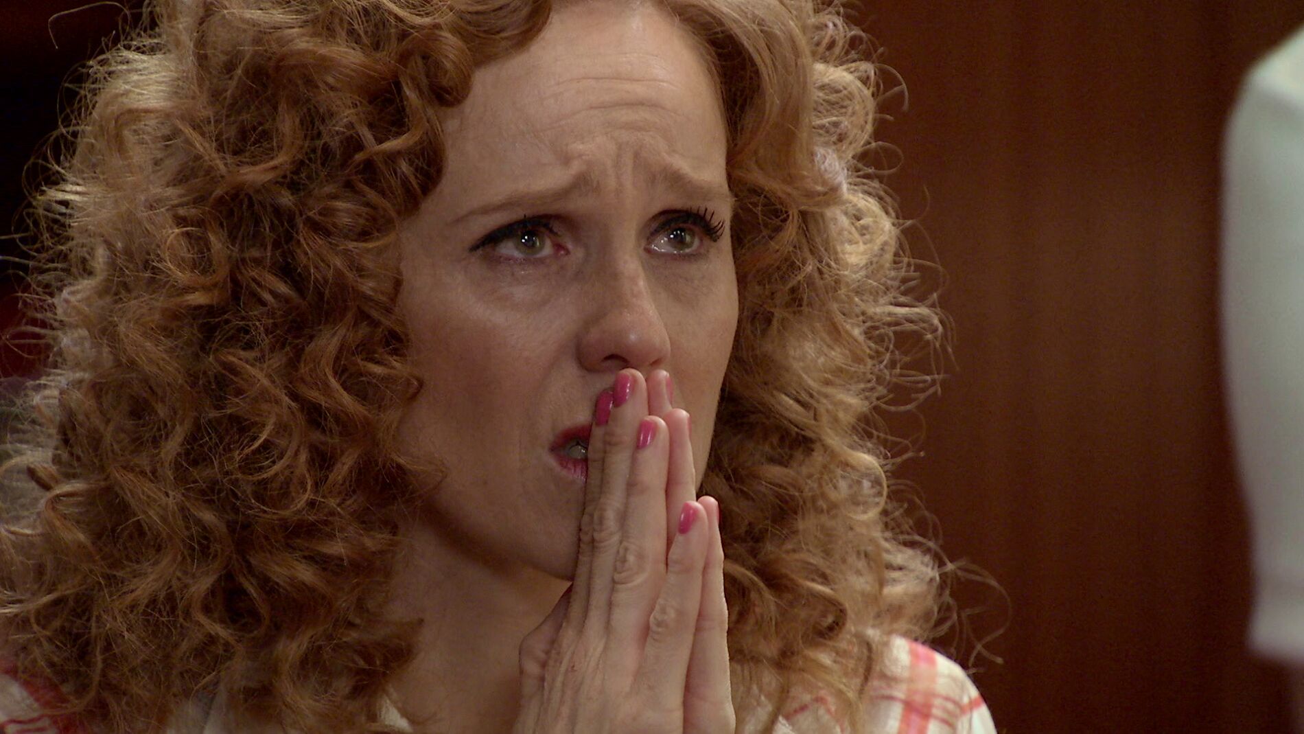 'Amar es para siempre': Una atormentada Ana planea contar a Carlos la verdad sobre la muerte de Salvador