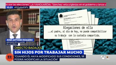 Le quitan la custodia de sus hijos a un camarero que no podía atenderles por la larga jornada laboral