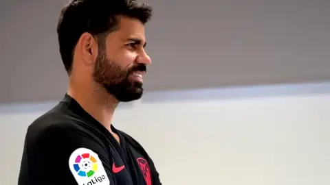 'Black is back': El Atlético de Madrid recupera el negro para su segunda equipación 'Black is back': El Atlético de Madrid recupera el negro para su segunda equipación