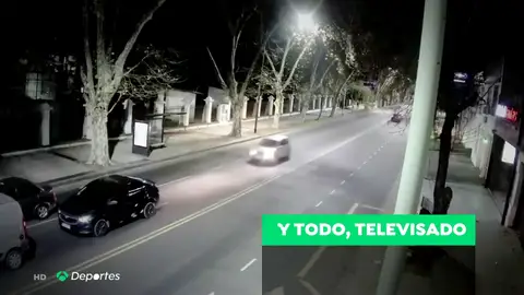 Atropello a un ciclista y, luego, más daño: "¡Iba en pedo!" Atropello a un ciclista y, luego, más daño: "¡Iba en pedo!"