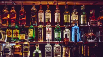 Botellas de alcohol Botellas de alcohol