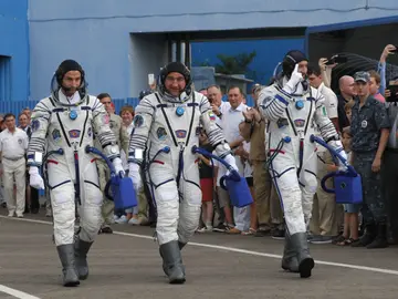Nave Soyuz arriba a Estación Espacial en 50 aniversario de llegada a la Luna Nave Soyuz arriba a Estación Espacial en 50 aniversario de llegada a la Luna