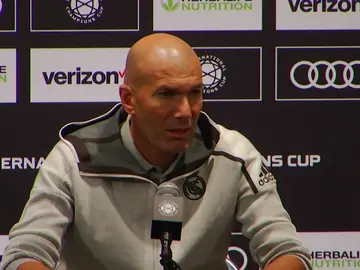 Zinedine Zidane: "Si Bale se va mañana, mejor para todos" Zinedine Zidane: "Si Bale se va mañana, mejor para todos"