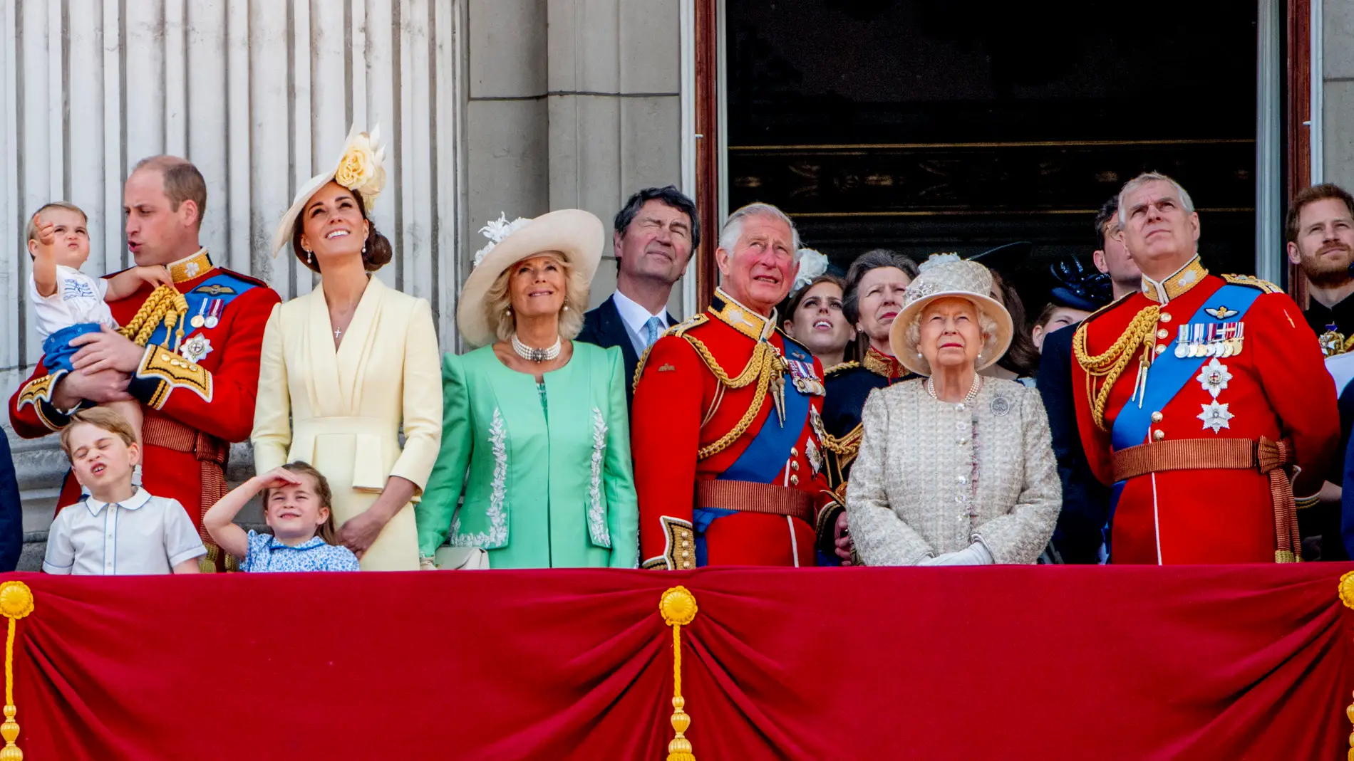 Familia Real Inglesa durante del 'Trooping the colour' 