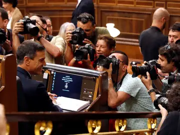 Pedro Sánchez en la sesión de investidura en el Congreso Pedro Sánchez en la sesión de investidura en el Congreso