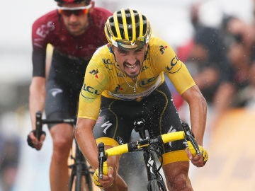 Julian Alaphilippe durante la etapa 15 del Tour de Francia