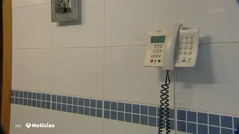 Cada vez hay menos teléfonos fijos en España Cada vez hay menos teléfonos fijos en España