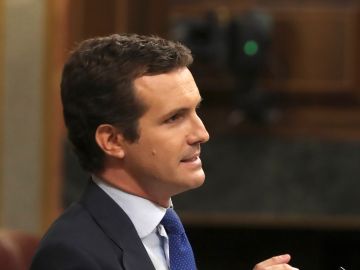 Pablo Casado durante su turno de réplica en el debate de investidura en el Congreso de los Diputados.