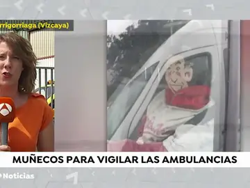 Vigilados por muñecos hinchables dentro de las ambulancias para sustituir a los vigilantes Vigilados por muñecos hinchables dentro de las ambulancias para sustituir a los vigilantes