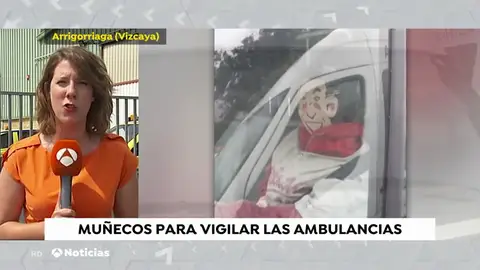 Vigilados por muñecos hinchables dentro de las ambulancias para sustituir a los vigilantes Vigilados por muñecos hinchables dentro de las ambulancias para sustituir a los vigilantes